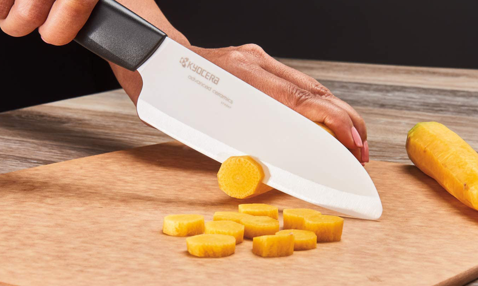 Kyocera Ceramic kitchen knife" data-uuid="ee79c577-46cf-3bb3-8934-f7036a3c8846