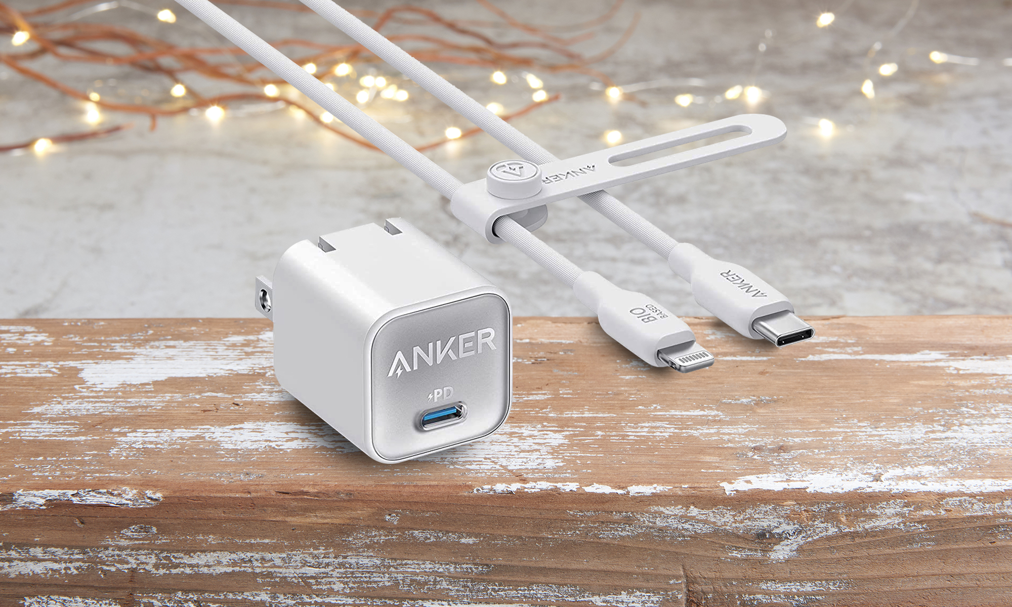 Anker Nano 3 30W charger + cable bundle" data-uuid="8b682200-e682-3195-a826-fe63fa3d361d