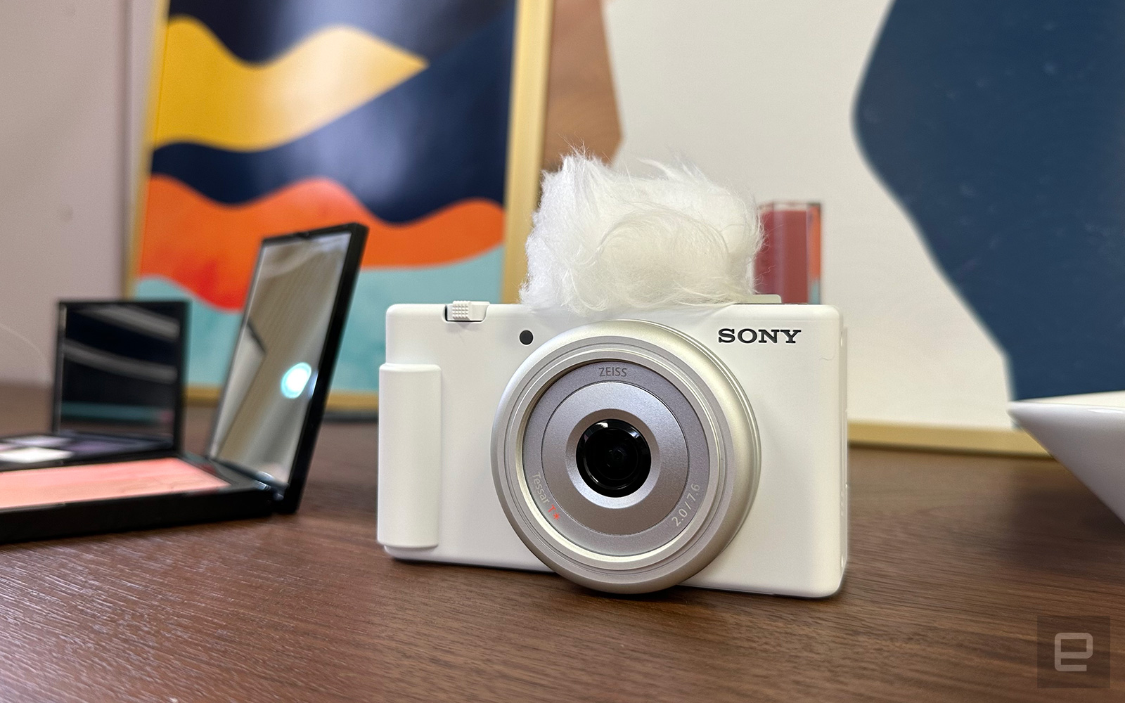 Sony ZV-1F super entry vlogger camera debut