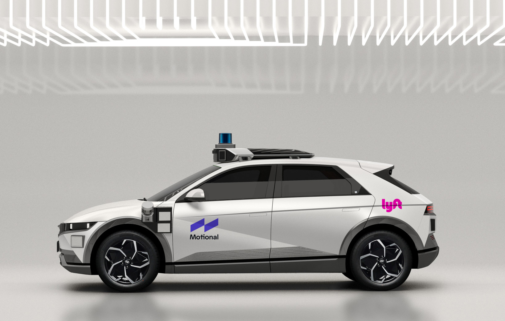 Lyft and Motional to offer driverless taxi rides in Los Angeles