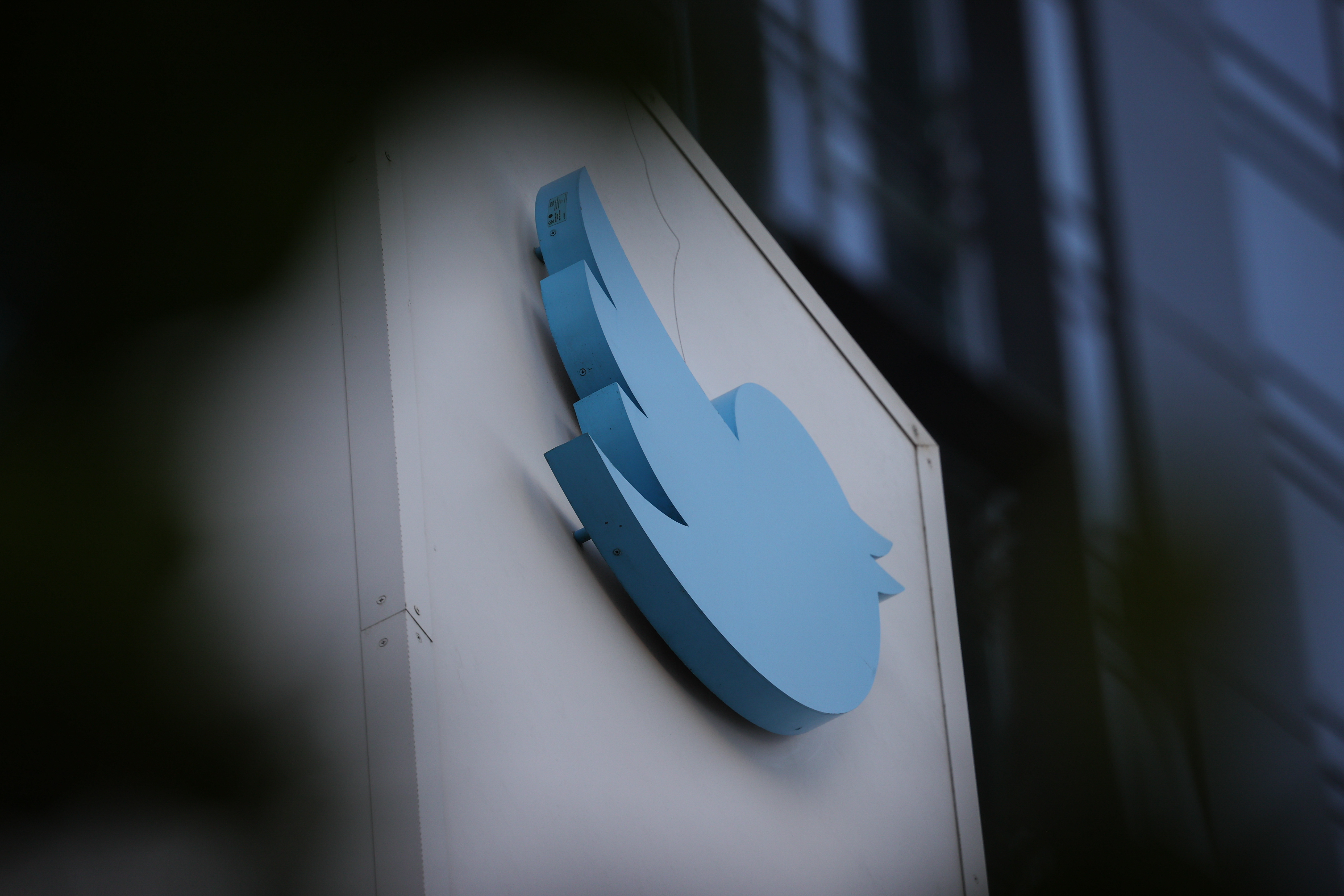 Twitter is shutting down its free API, here’s what’s going to break