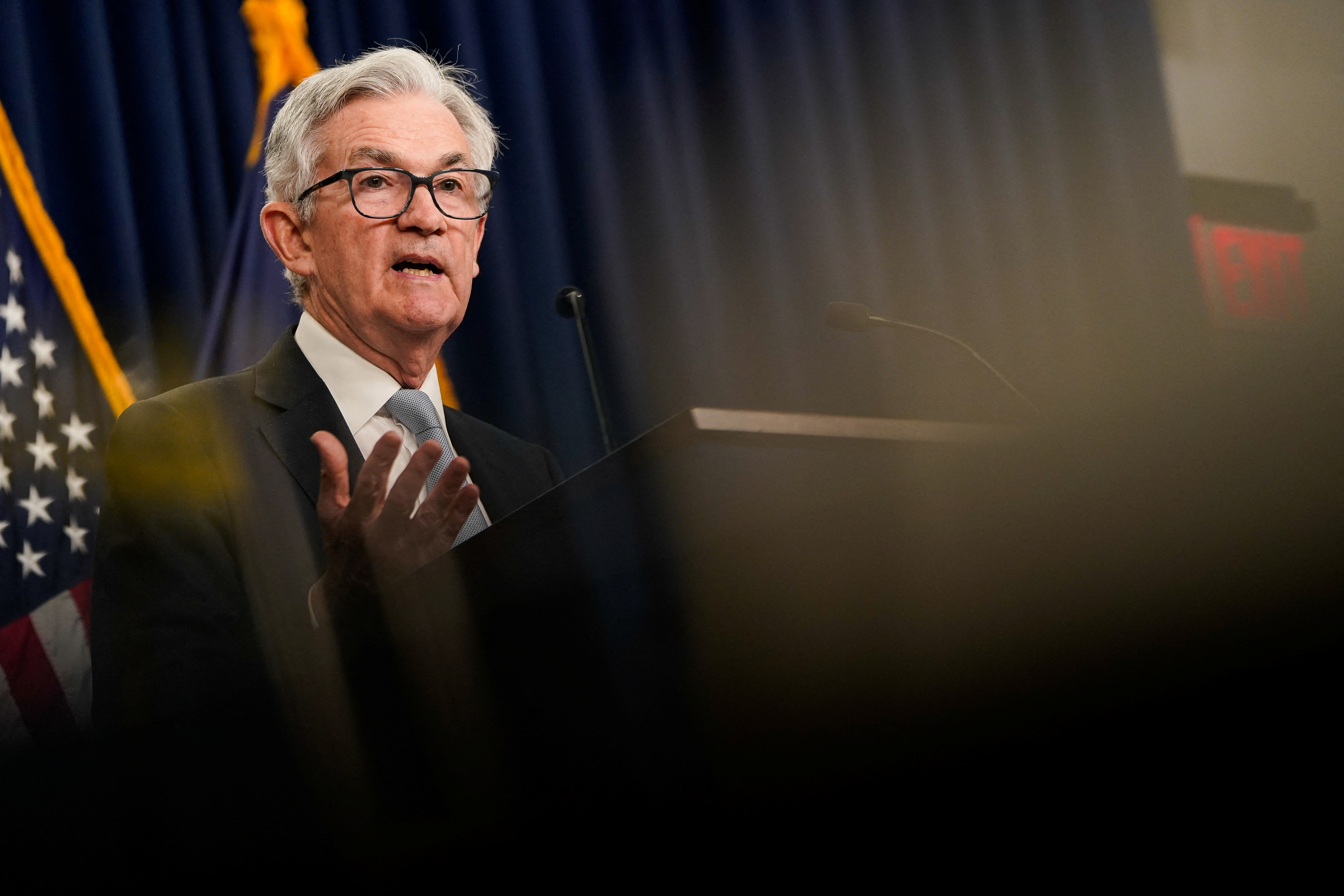 Fed minutes show 'substantial majority' support slowing pace of rate hikes
