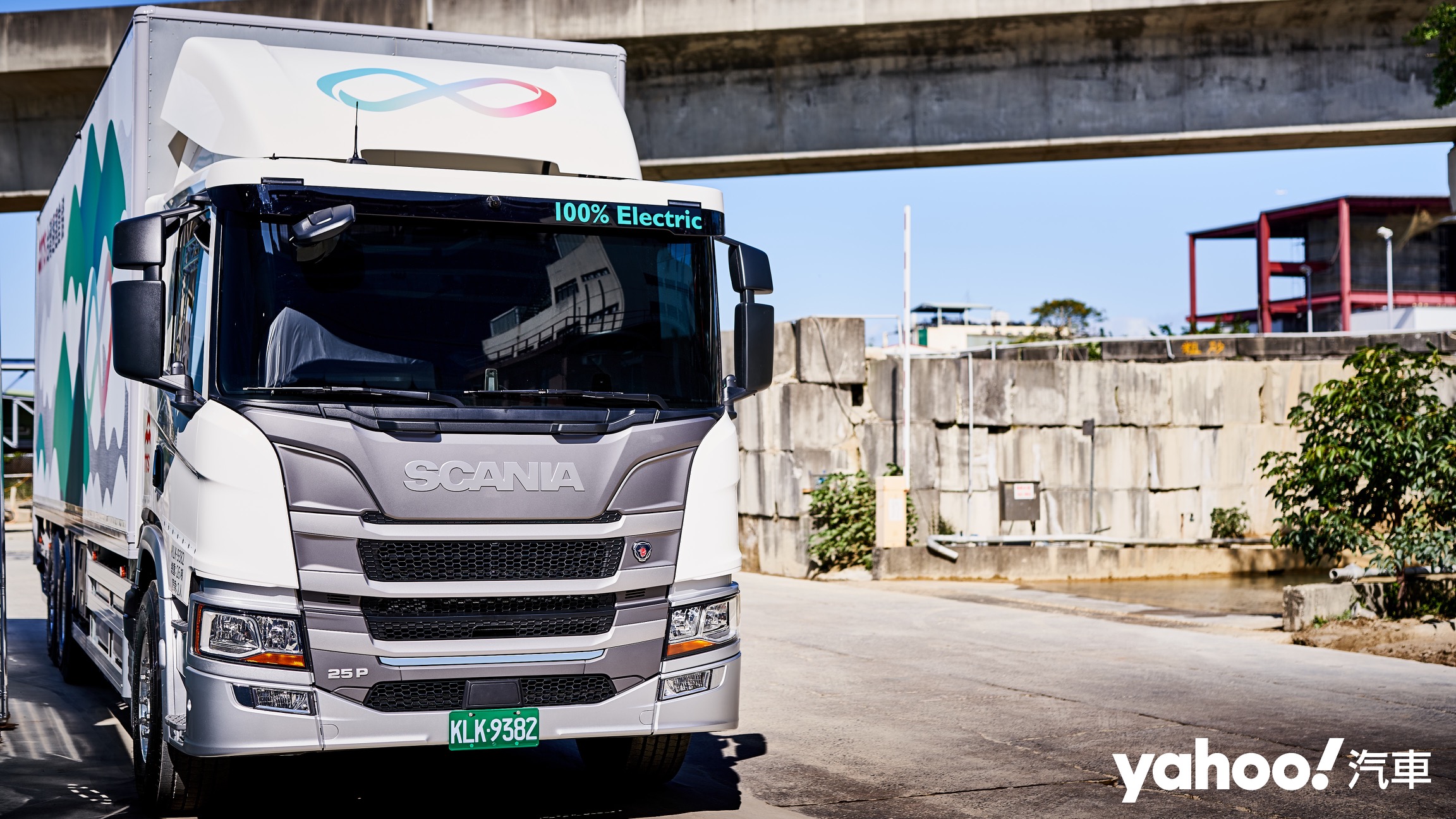 採用Scania P系列架構而在外型上保持一致性。