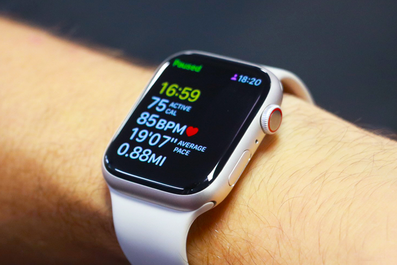 Apple Watch may track blood sugar levels, other health features