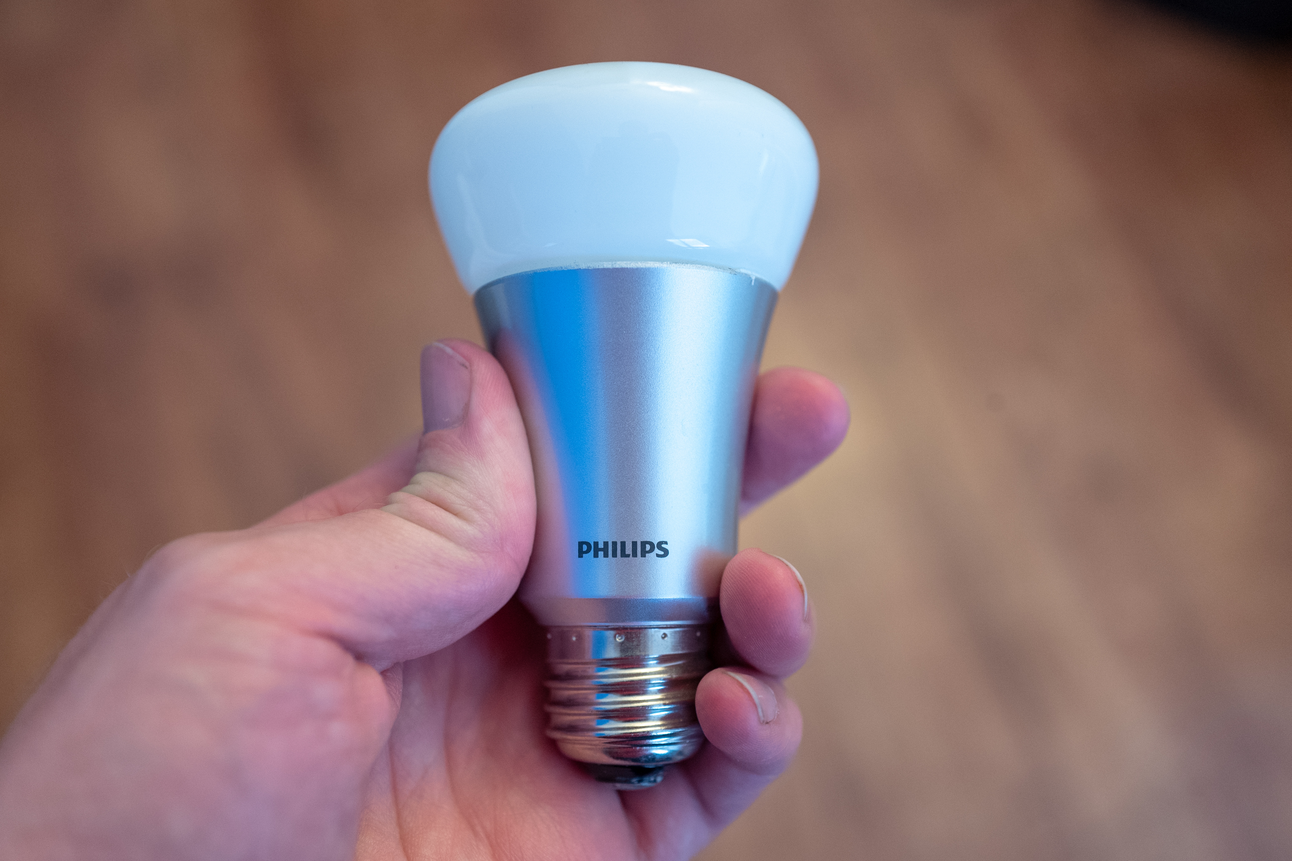 What happens when smart bulbs meet dumb software?