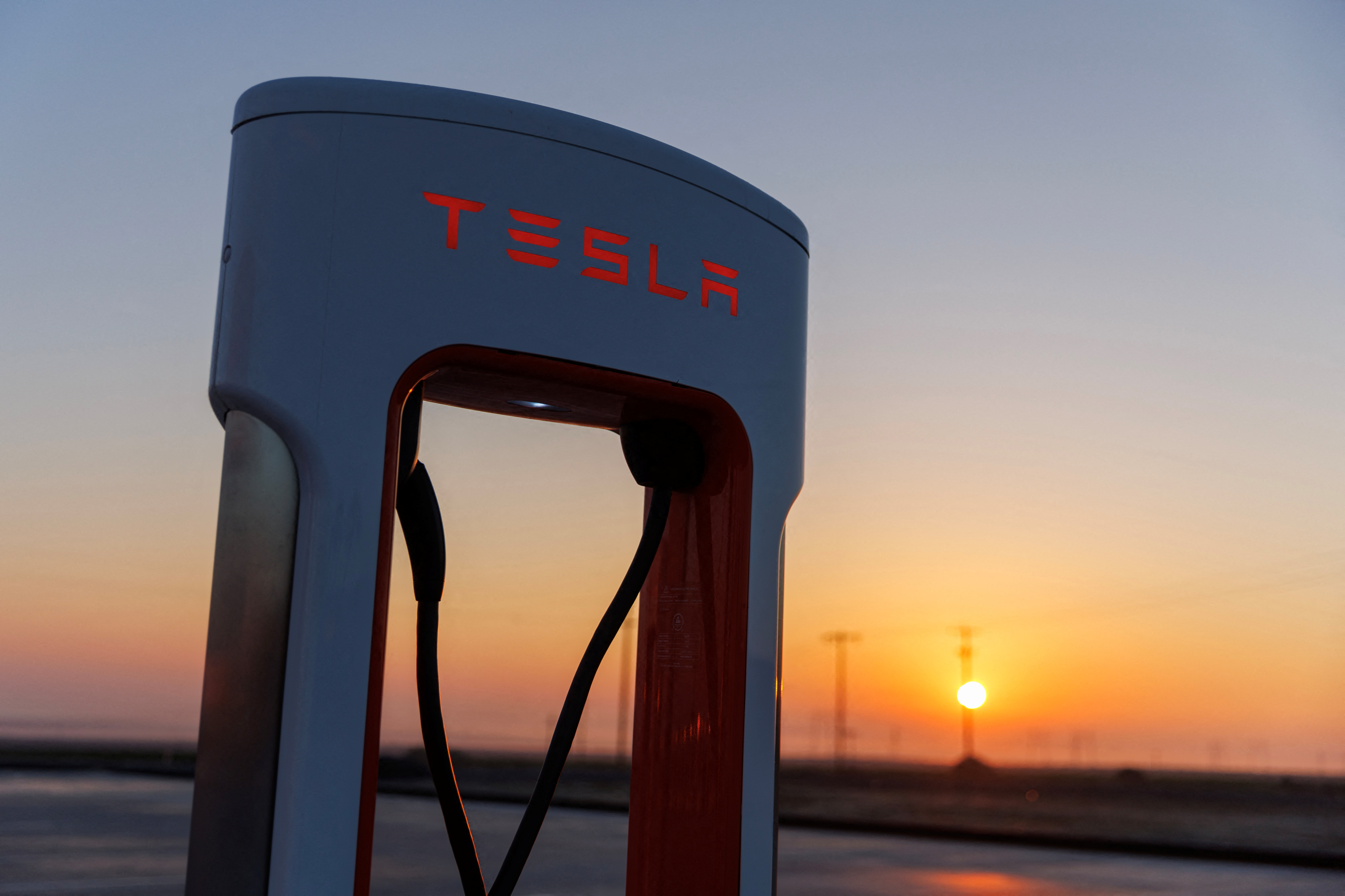 Tesla will open up 7,500 charging stations to other EVs by 2024