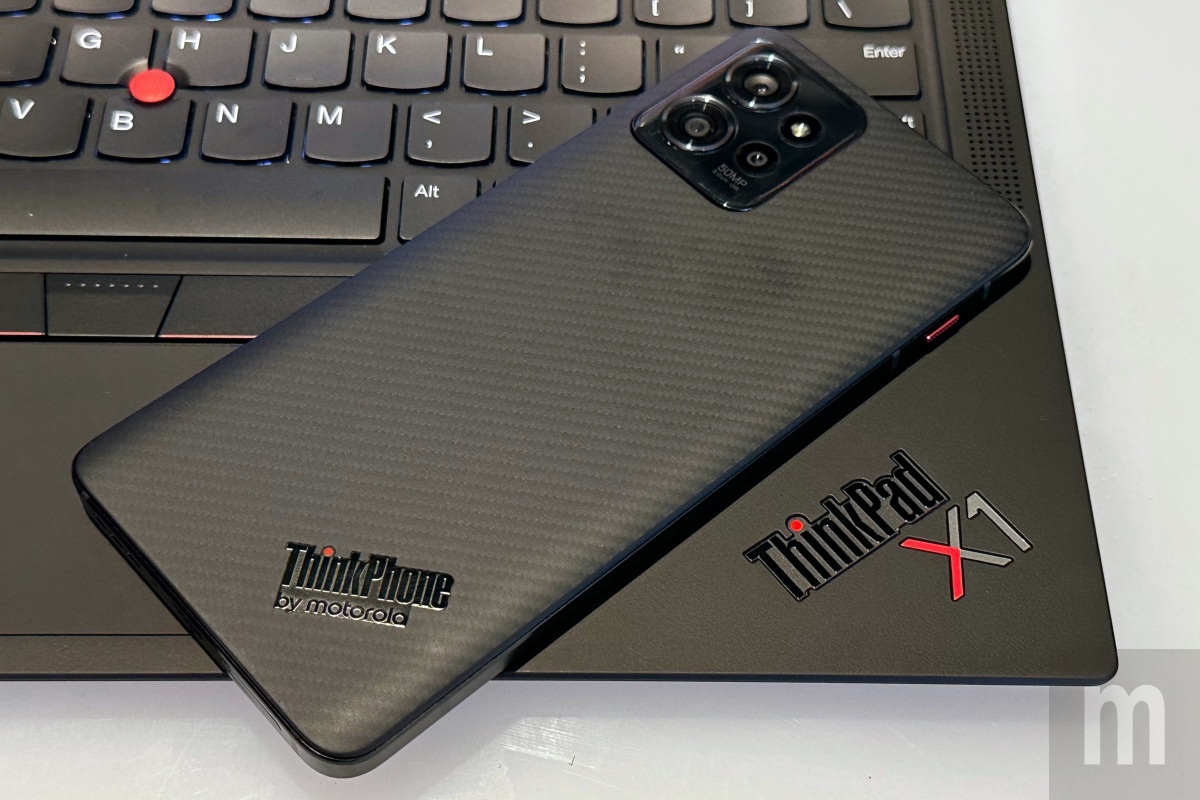 聯想以ThinkPad筆電為發想，讓手機、筆電能有更高整合連動效益的ThinkPhone簡單玩