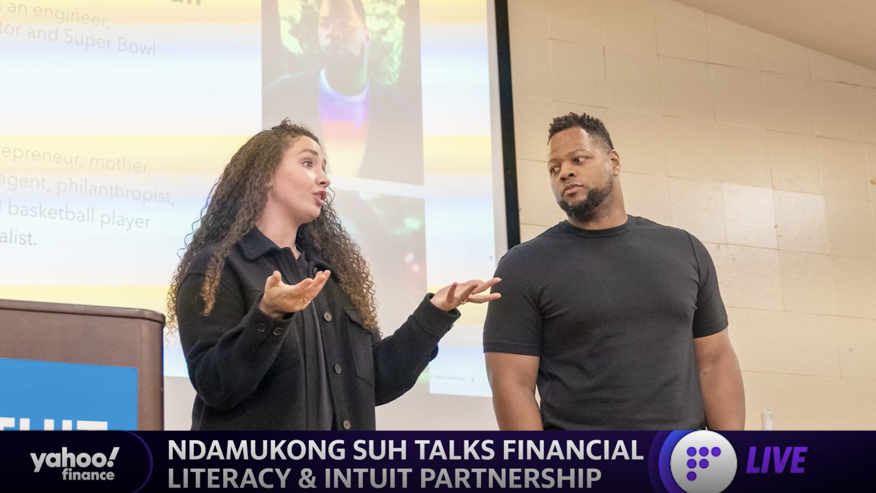 Why Eagles' Ndamukong Suh tackles financial literacy like Aaron