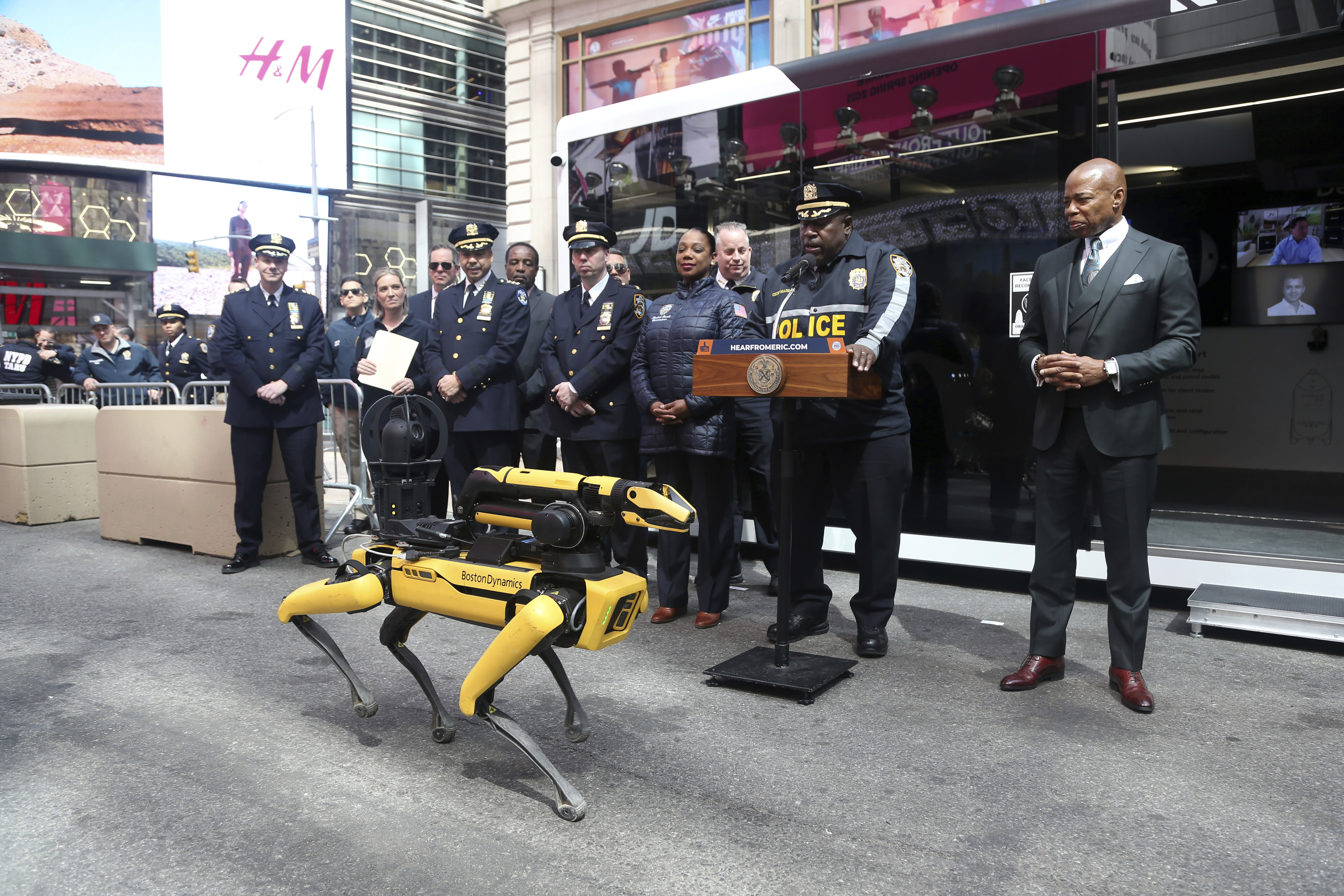 Spot Robot von NYPD ist zurück für den Einsatz in „gefährlichen Situationen“