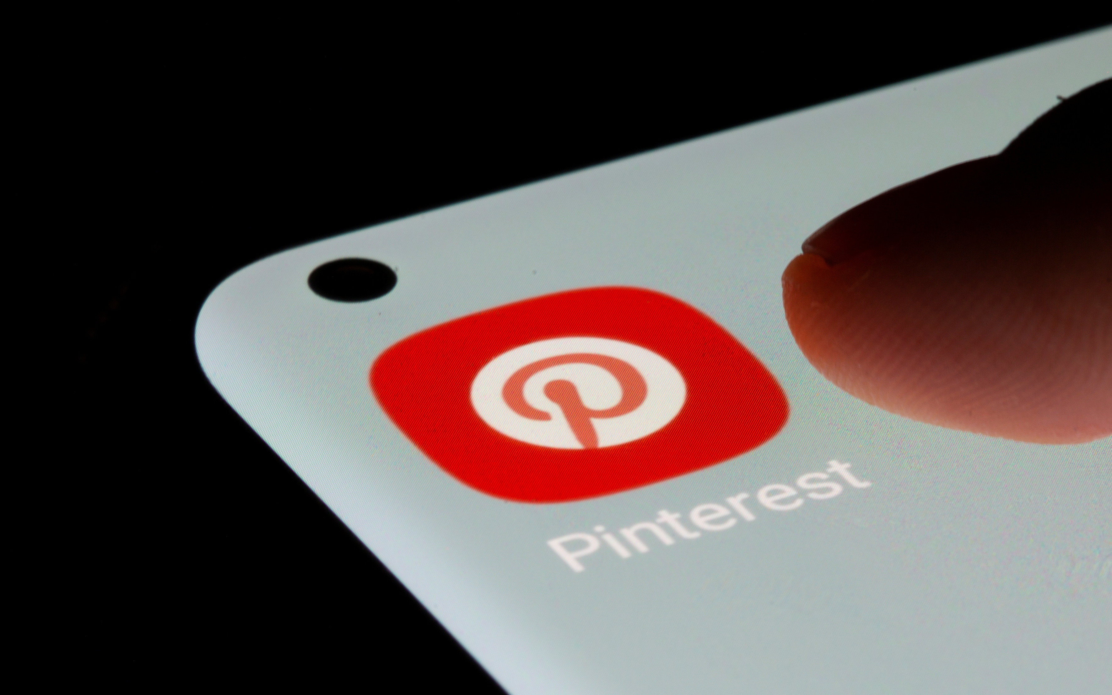 Pinterest algorithms are making it easy for creeps to make boards featuring underage girls