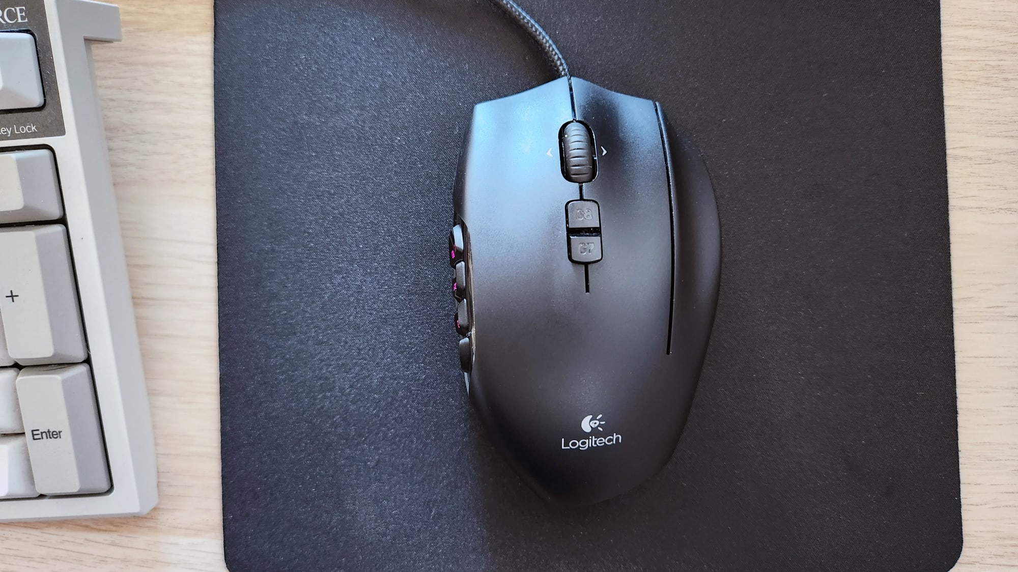 Logitech G600