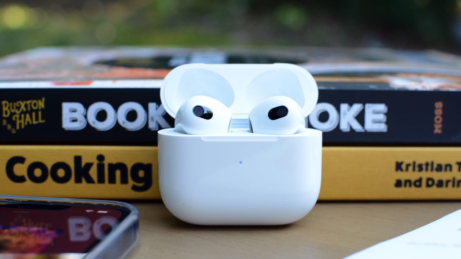 Apple AirPods (3rd Generation)