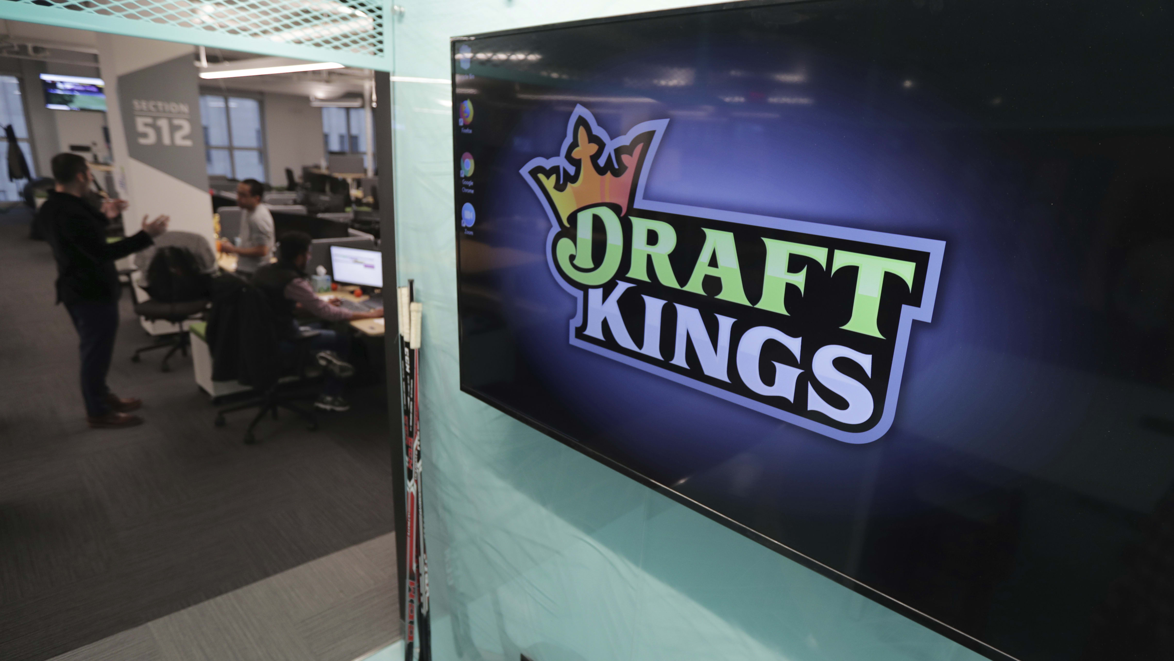 DraftKings Sportsbook on Twitter: 32 entries started the season