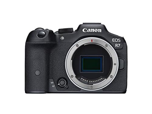 Canon EOS R7