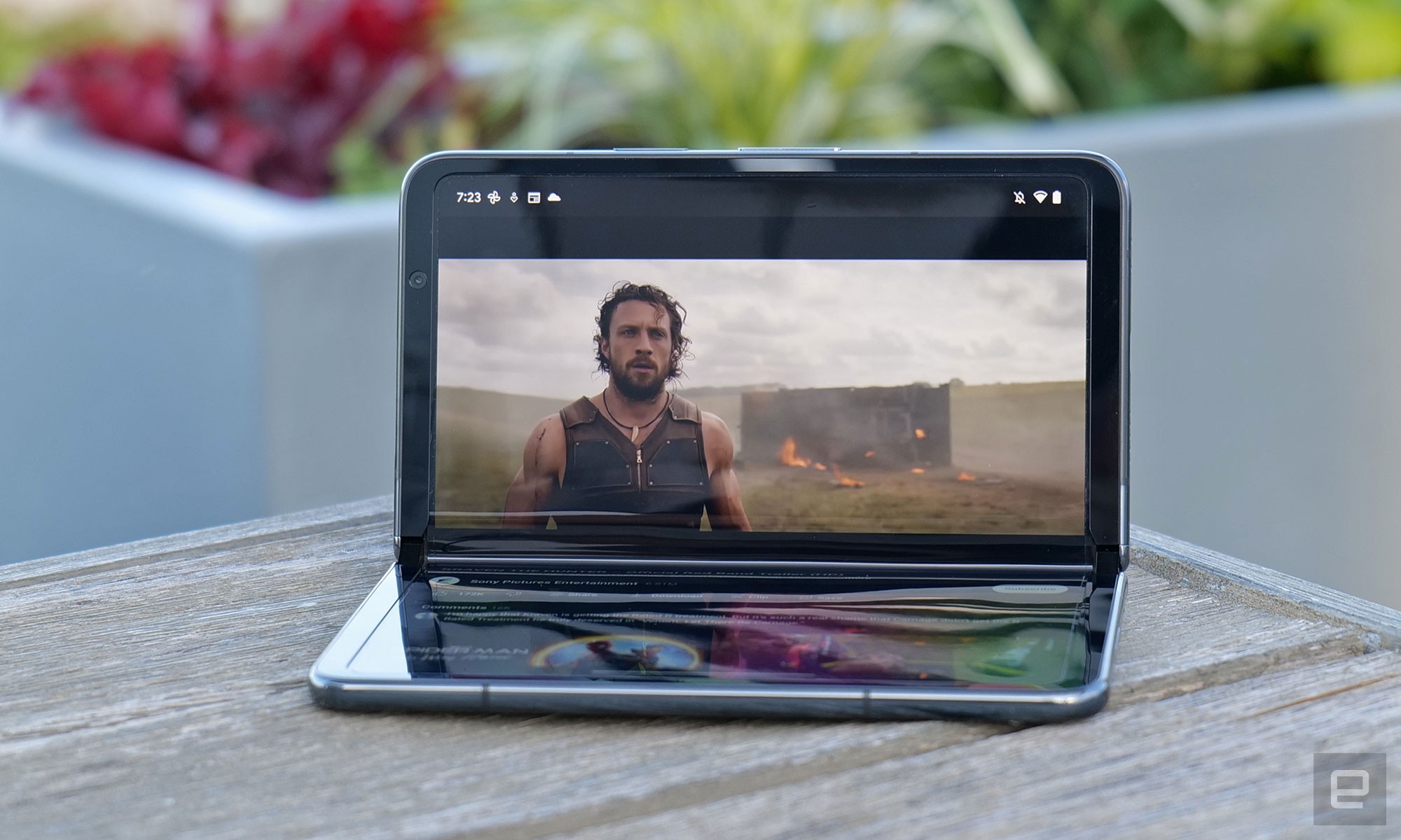 One example of an app that has been optimized for foldable devices is YouTube, which features a special Tabletop UI when the Pixel Fold is bent in half. 