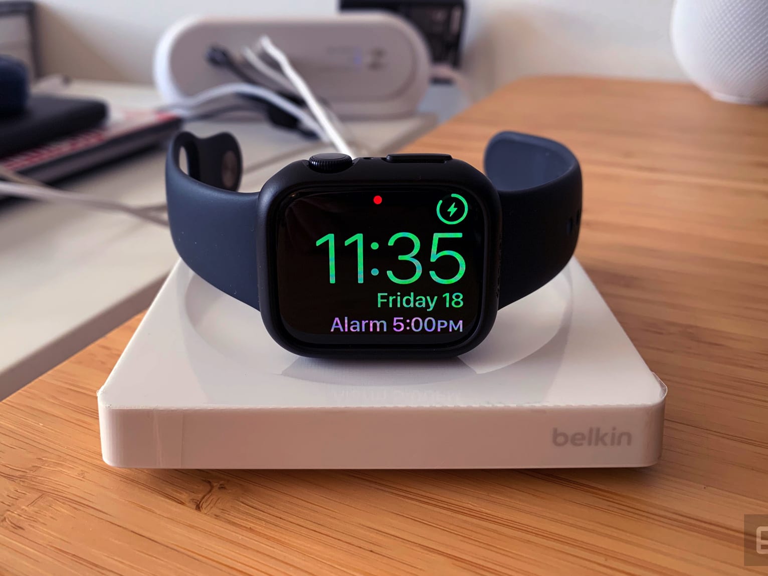 Almohadilla de viaje con cargador rápido para Apple Watch de Belkin