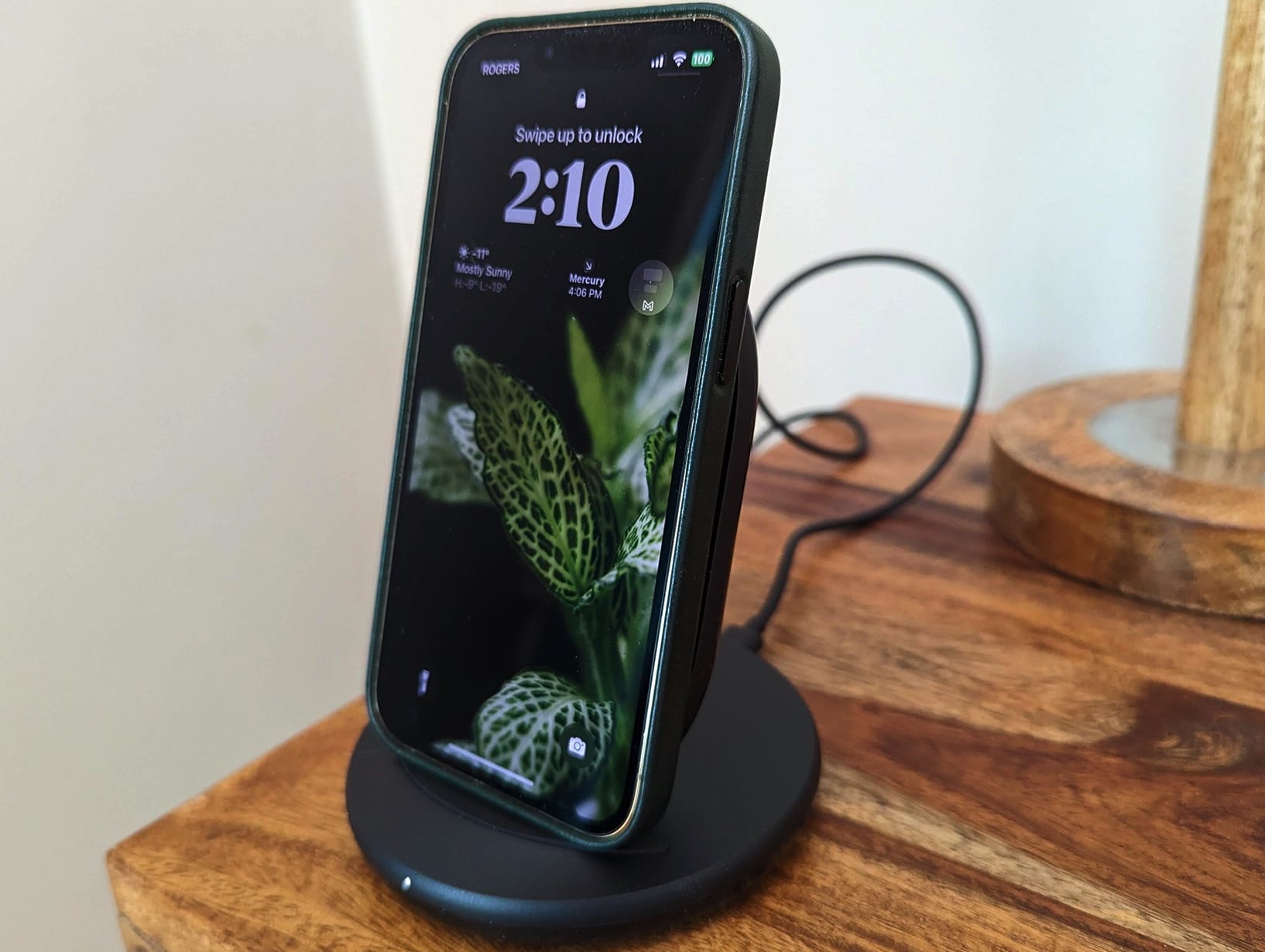 Belkin 15W Wireless Charging Stand