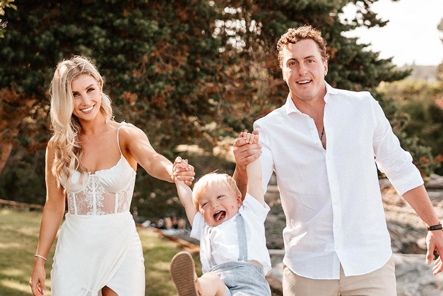 Emma Barrie shares stunning photos from wedding weekend with NHLer