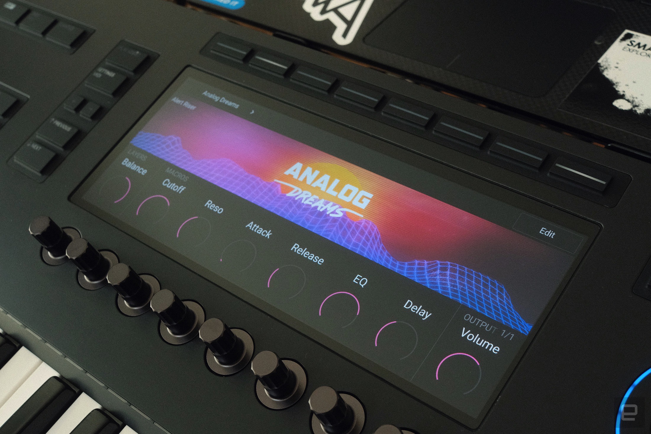 Kontrol S-Series MK3 hands-on: A high-end MIDI keyboard for the Native Instruments faithful