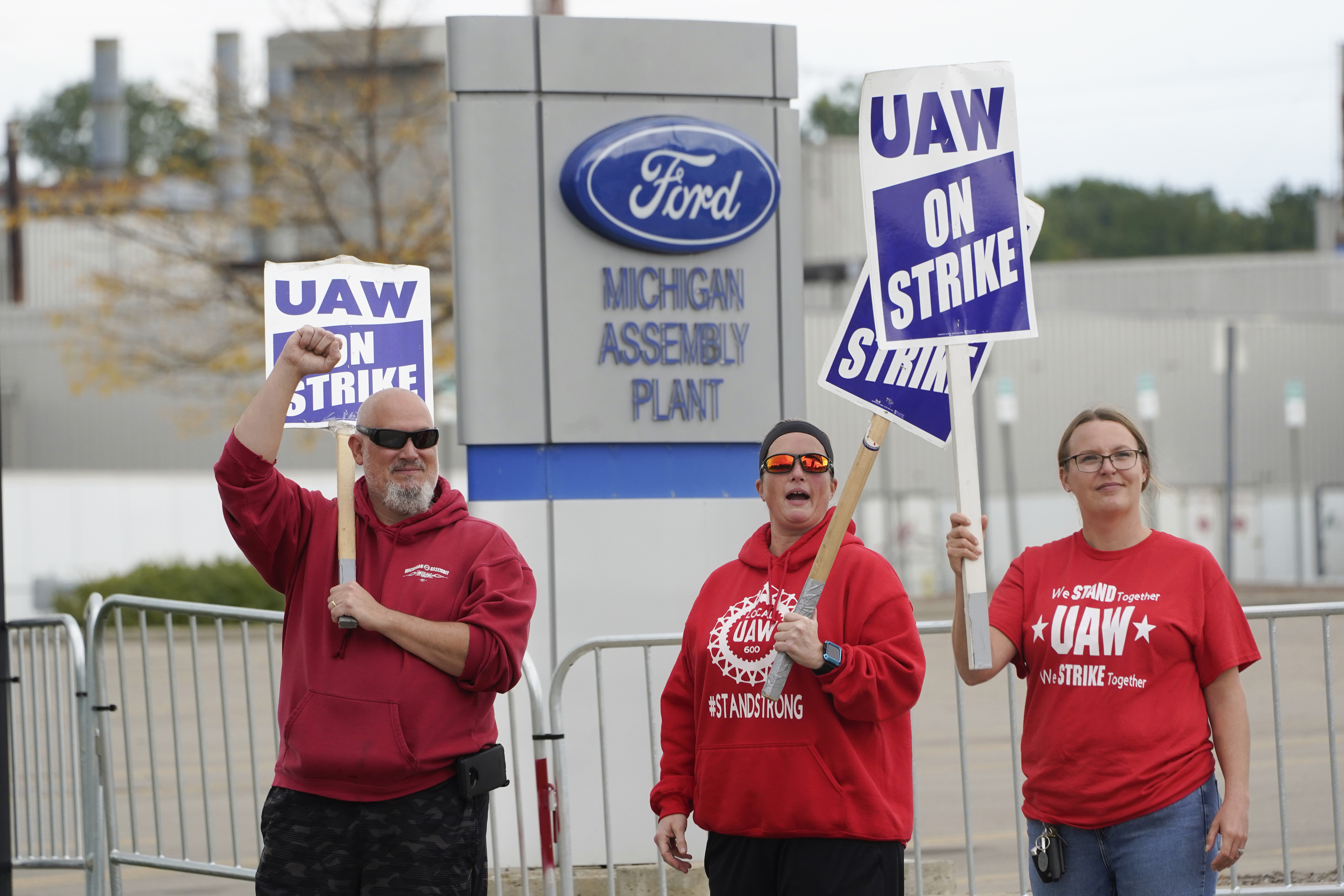 Ford halts construction of Michigan EV battery factory as strikes continue