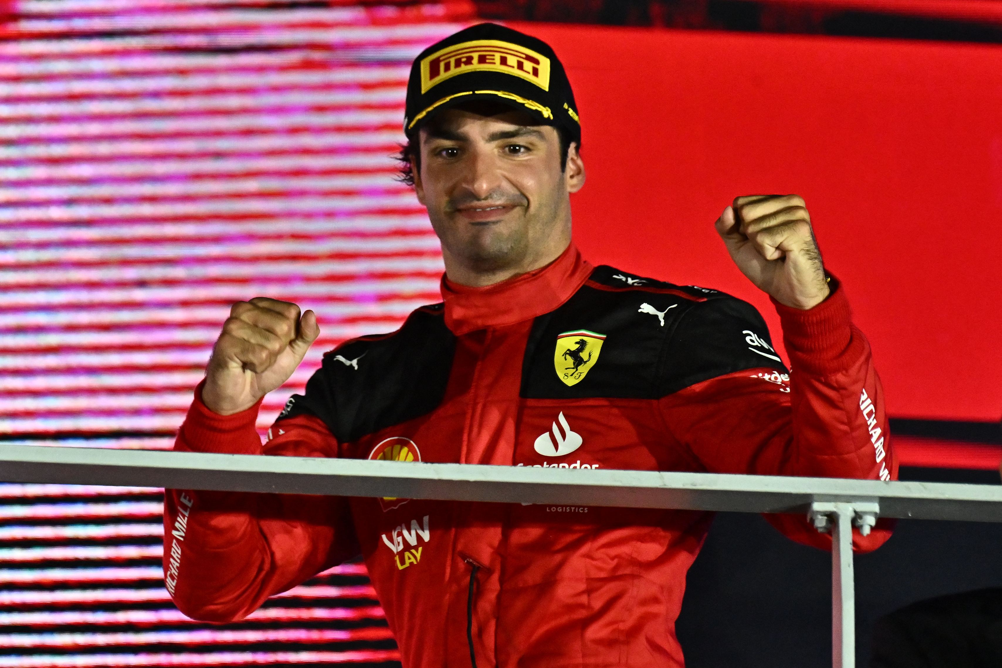 Spain's Carlos Sainz Clinches Superb Pole Position For Ferrari In Singapore  Grand Prix « Euro Weekly News