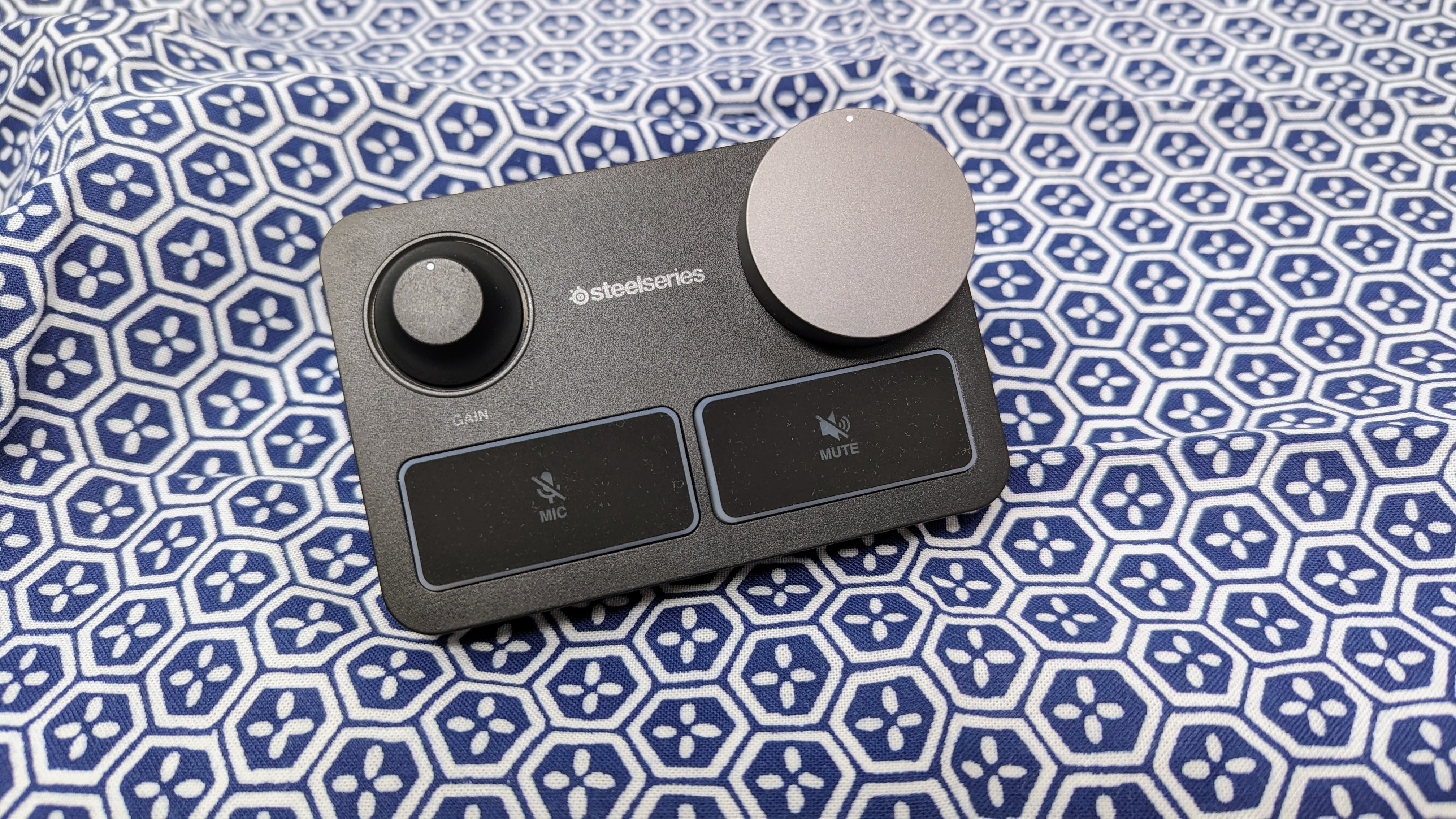 SteelSeries begins out sturdy with its first devoted gaming microphones