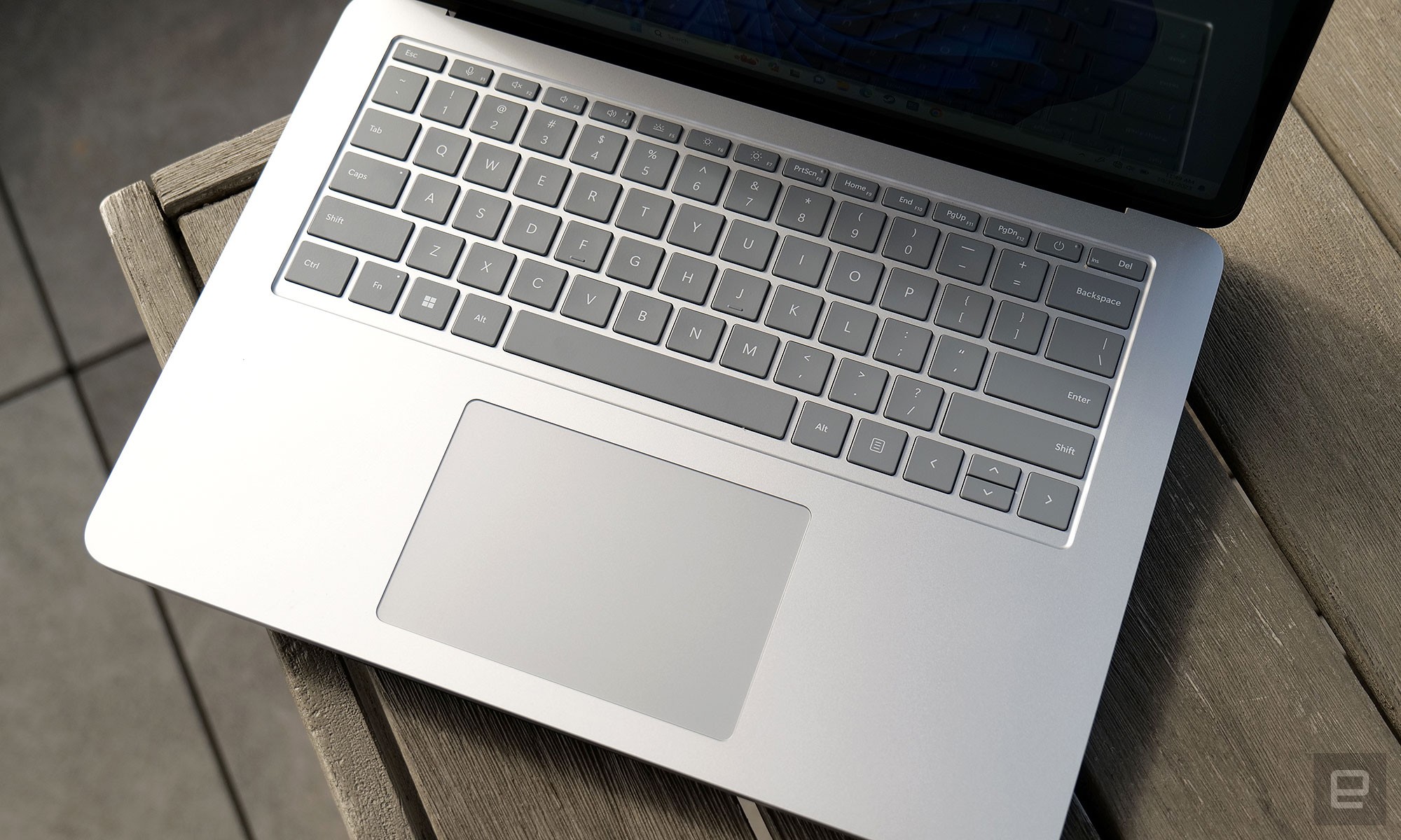 El panel táctil Surface Laptop Studio 2 proviene de Sensel y es la mejor opción de mouse en cualquier computadora portátil con Windows a la venta hoy. 