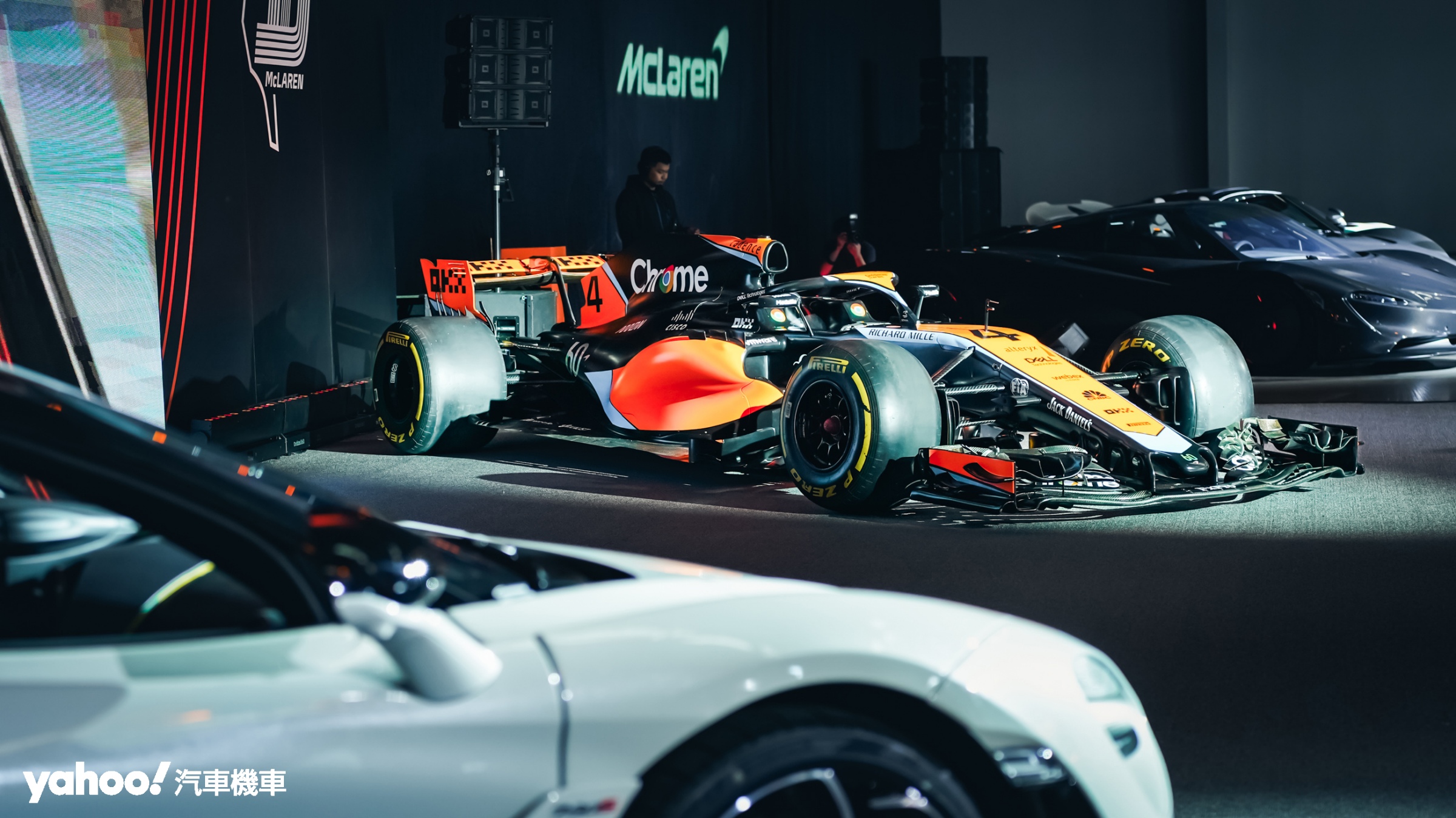 McLaren當前F1賽車MCL60同樣運抵台灣展示，實車還在賭城備戰。