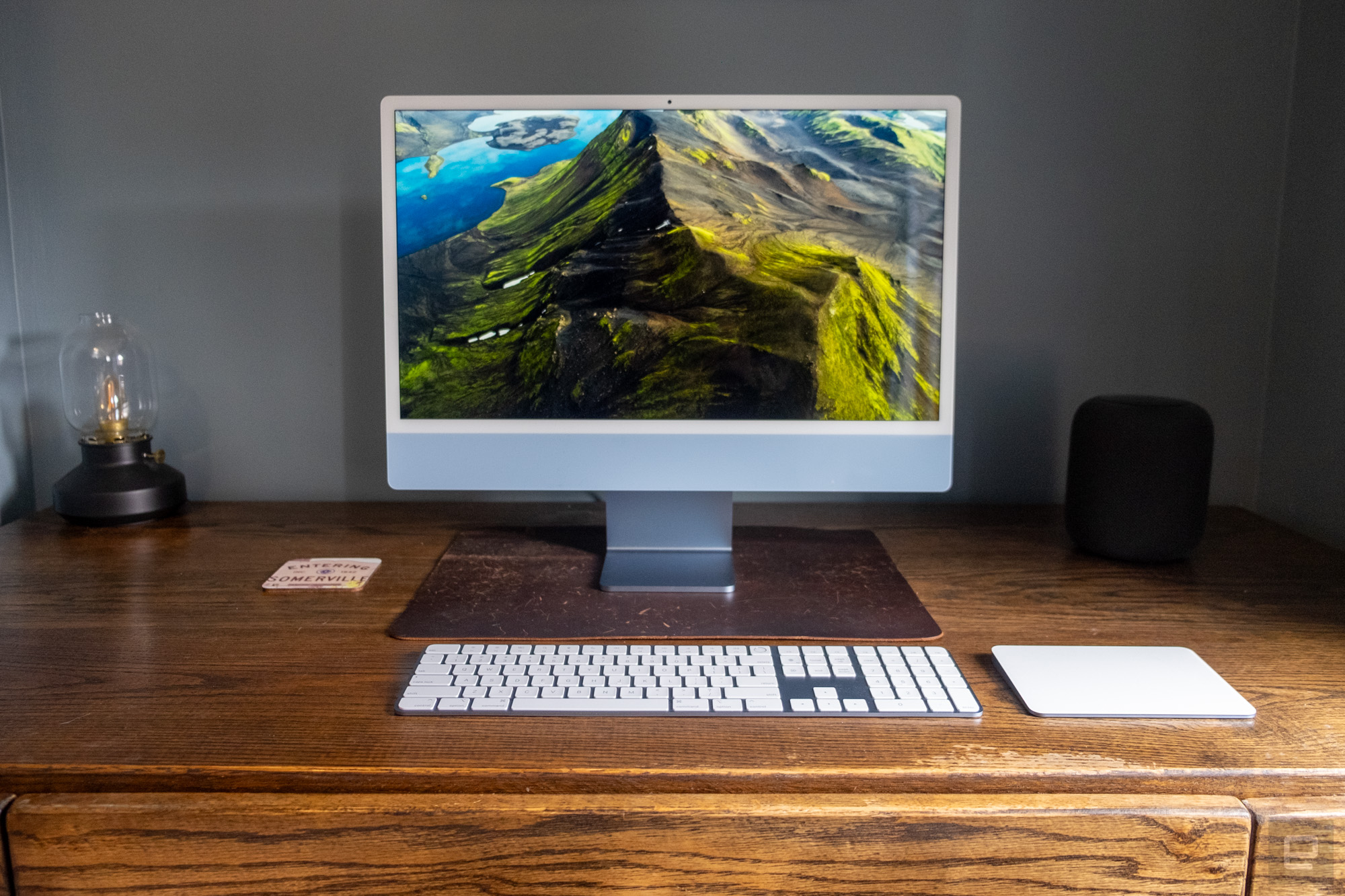 عکس های اپل iMac 2023 با صفحه نمایش 24 اینچی و تراشه M3 را مرور کنید.