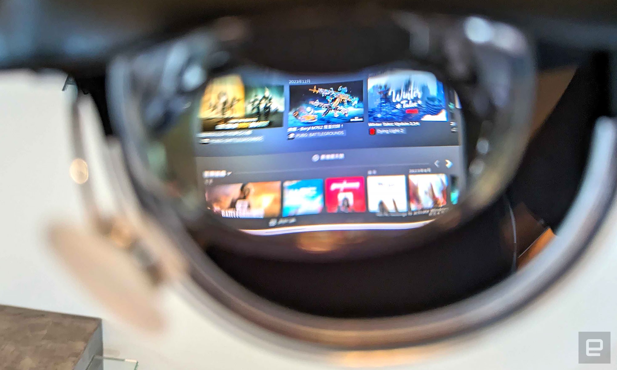 A (somewhat blurry) look at the MicroLED displays inside the ASUS AirVision M1 glasses