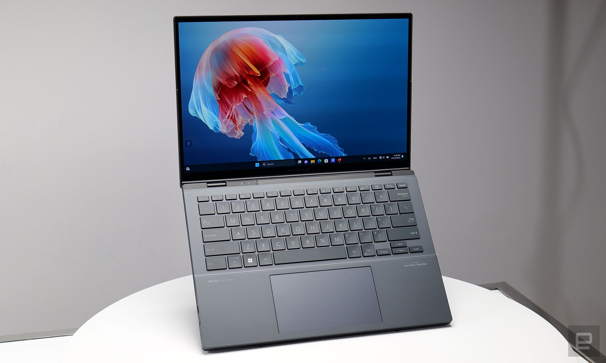 The amazing thing about the Zenbook Duo is that it's almost the same weight and size as a typical 14-inch laptop, while having a second display and a detachable keyboard. 