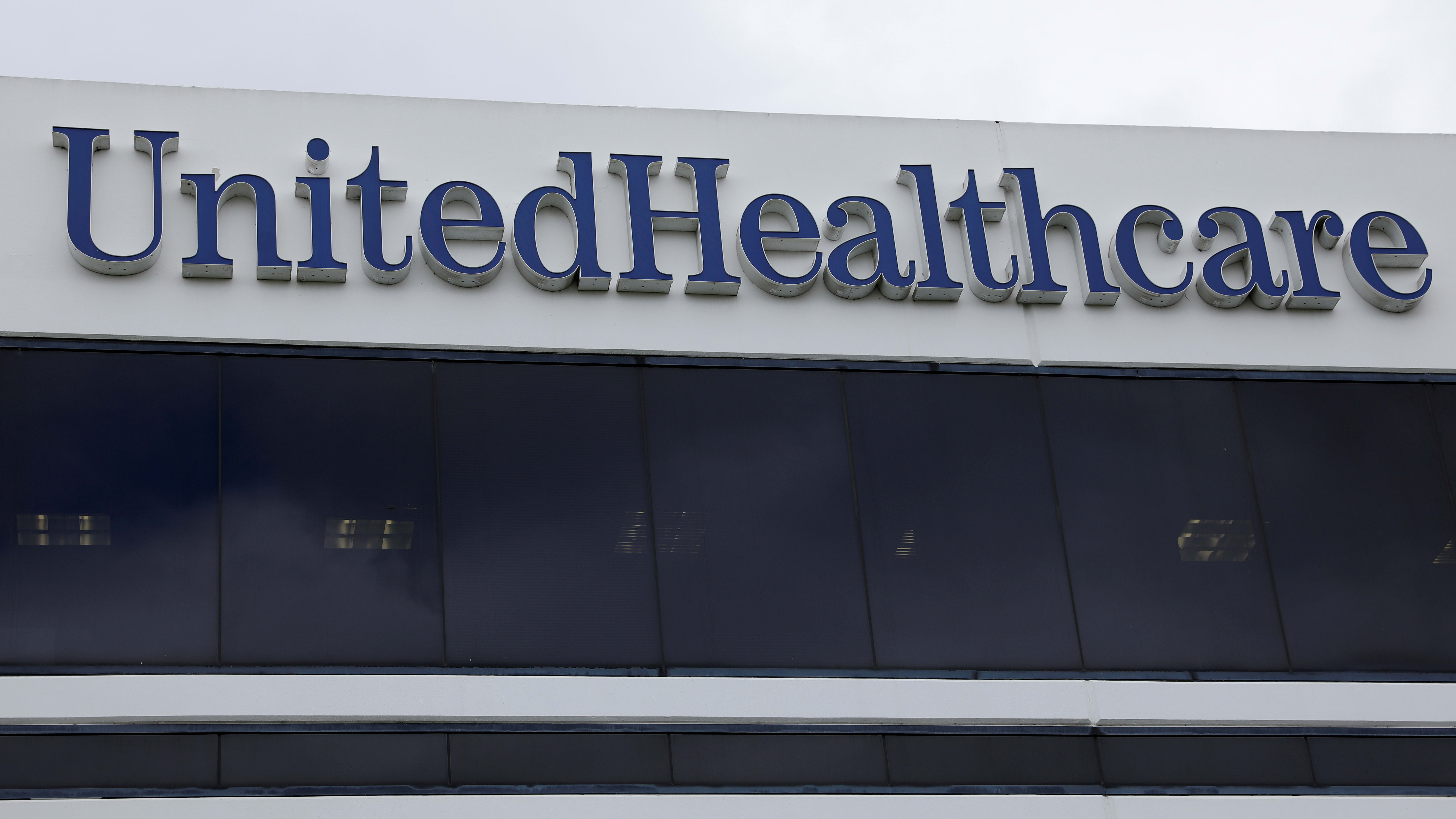 UnitedHealth falls on antitrust probe report