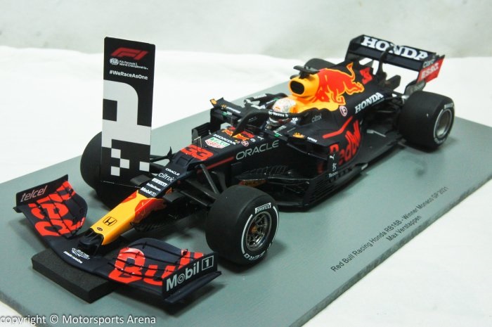 ▲1:18 Spark F1 2021 Red Bull RB16B Max Verstappen。（圖片來源：Yahoo奇摩拍賣）