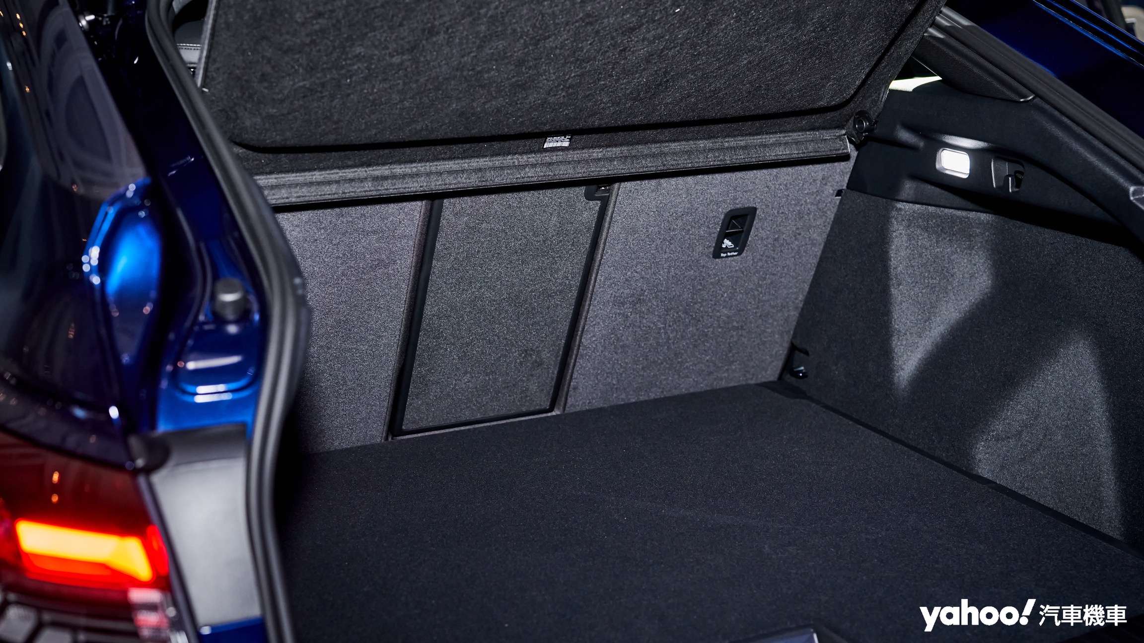 Q4 Sportback e-tron後行李廂空間在常規情境下具備535L而在中型SUV級距表現亮眼。