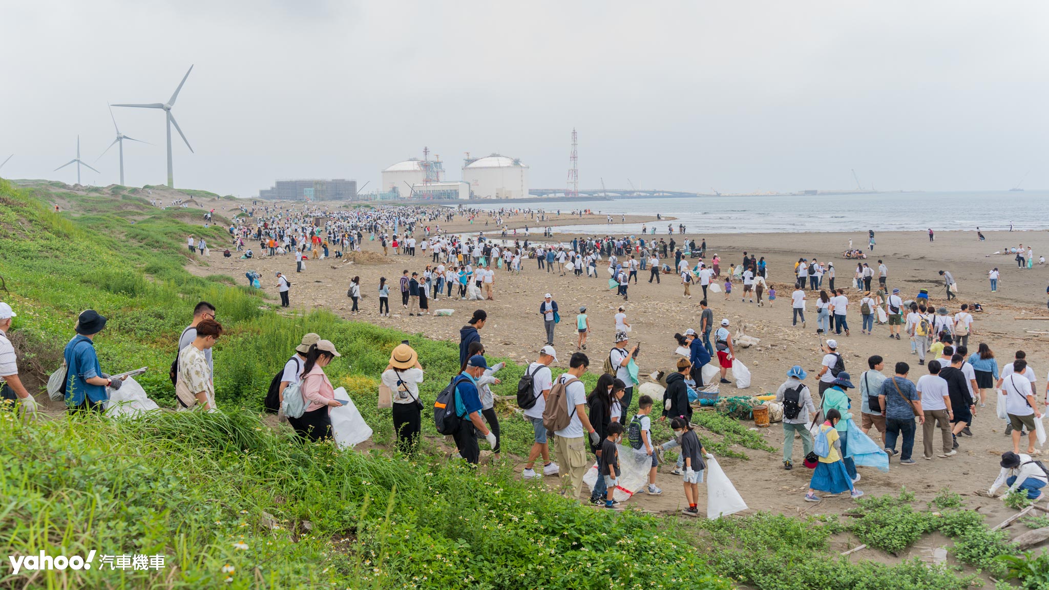 本次淨灘活動光是桃園場次就超過三千人參加，全台更同時有超過萬人響應。