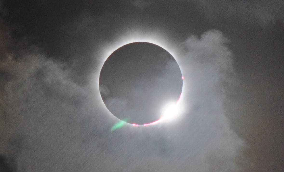 So können Sie die totale Sonnenfinsternis am Montag ansehen und aufzeichnen (aktualisiert)