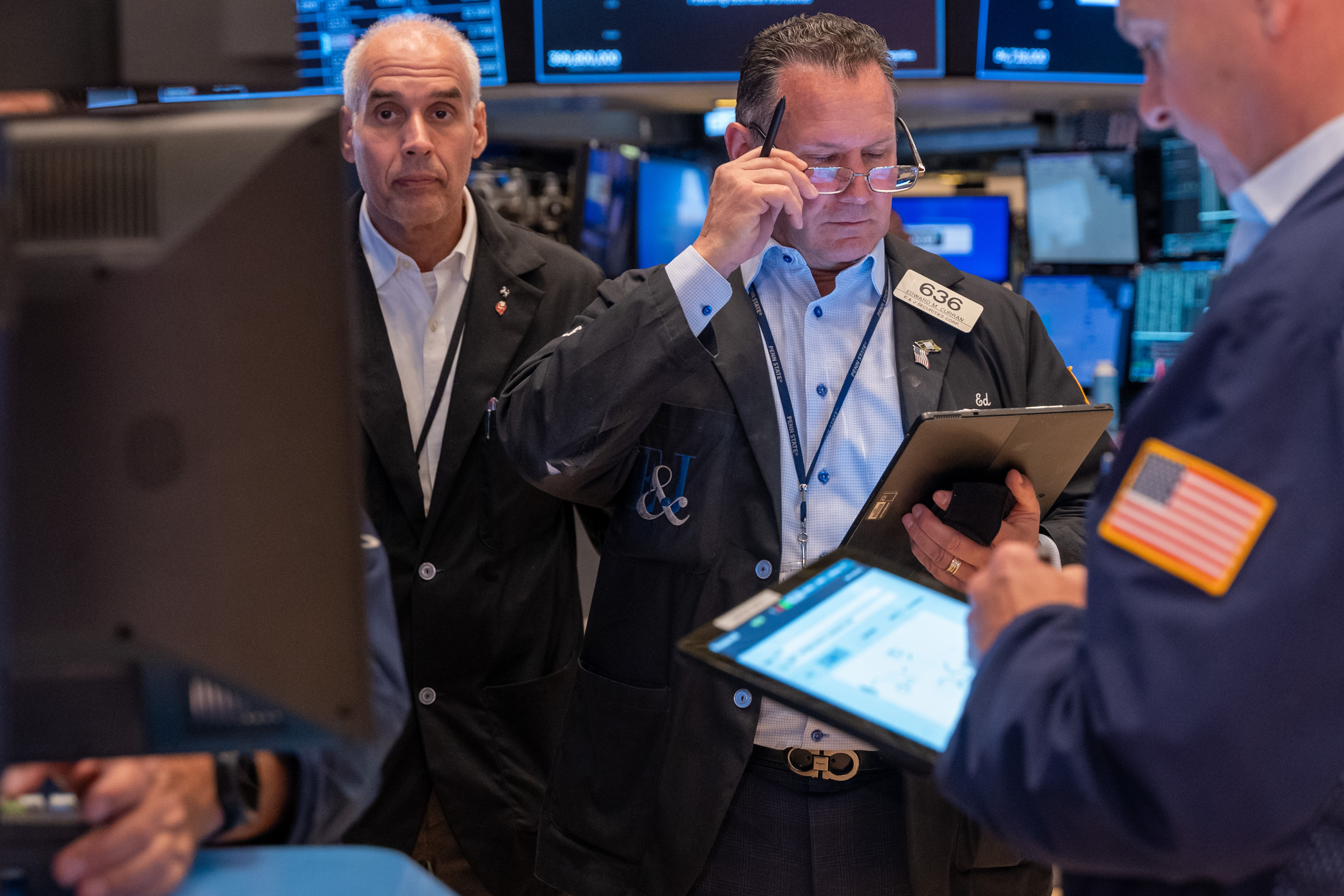 Stock market today: Stock futures inch higher as Wall Street looks to wrap up high-flying Q2