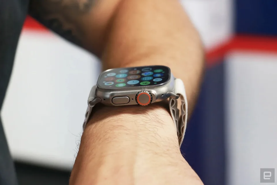 An innovative version of‍ an Apple Watch.