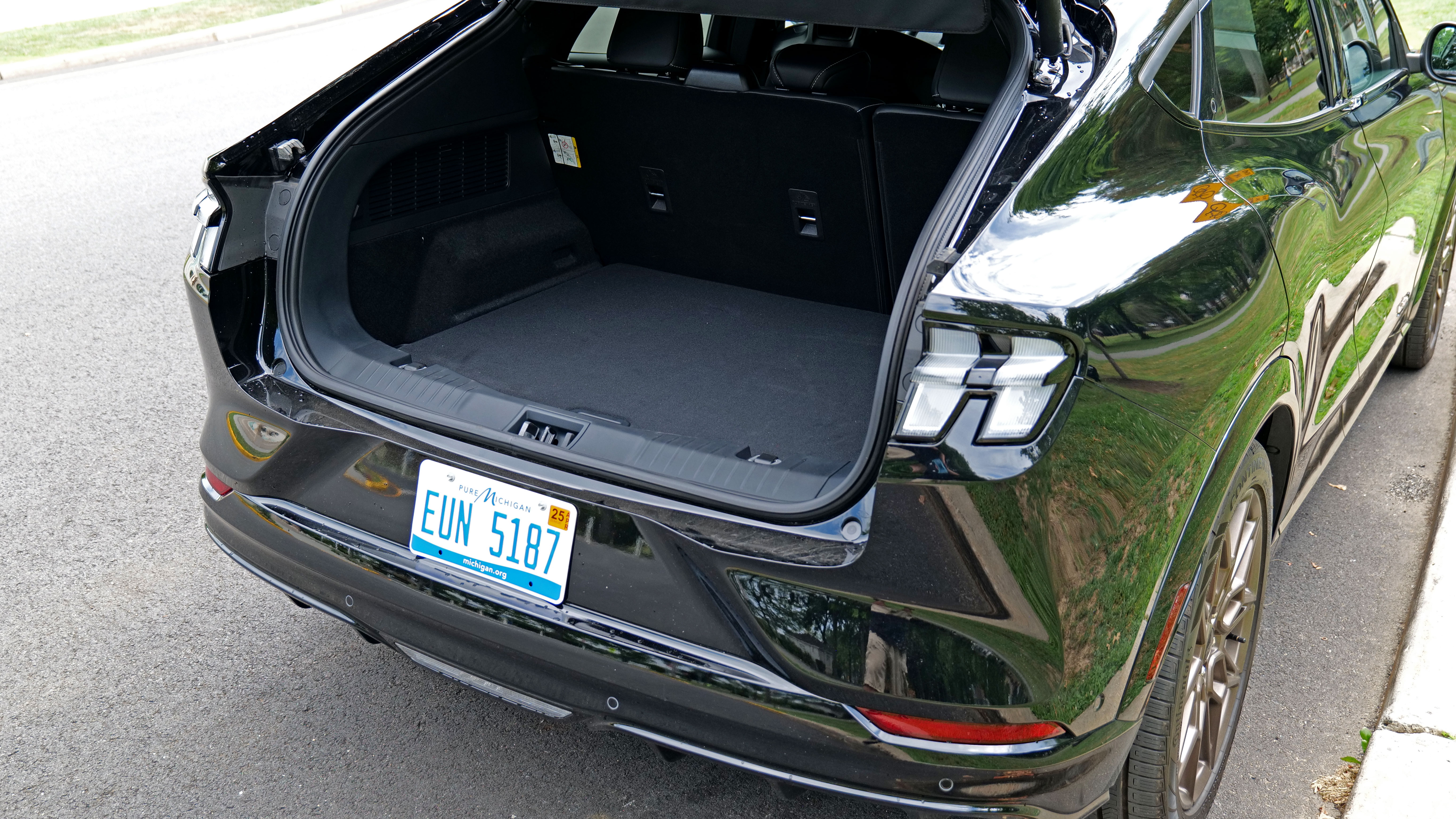 Despite being similar in size to the Hyundai Ioniq 5, the Mustang Mach-E actually boasts a slightly larger cargo area. 