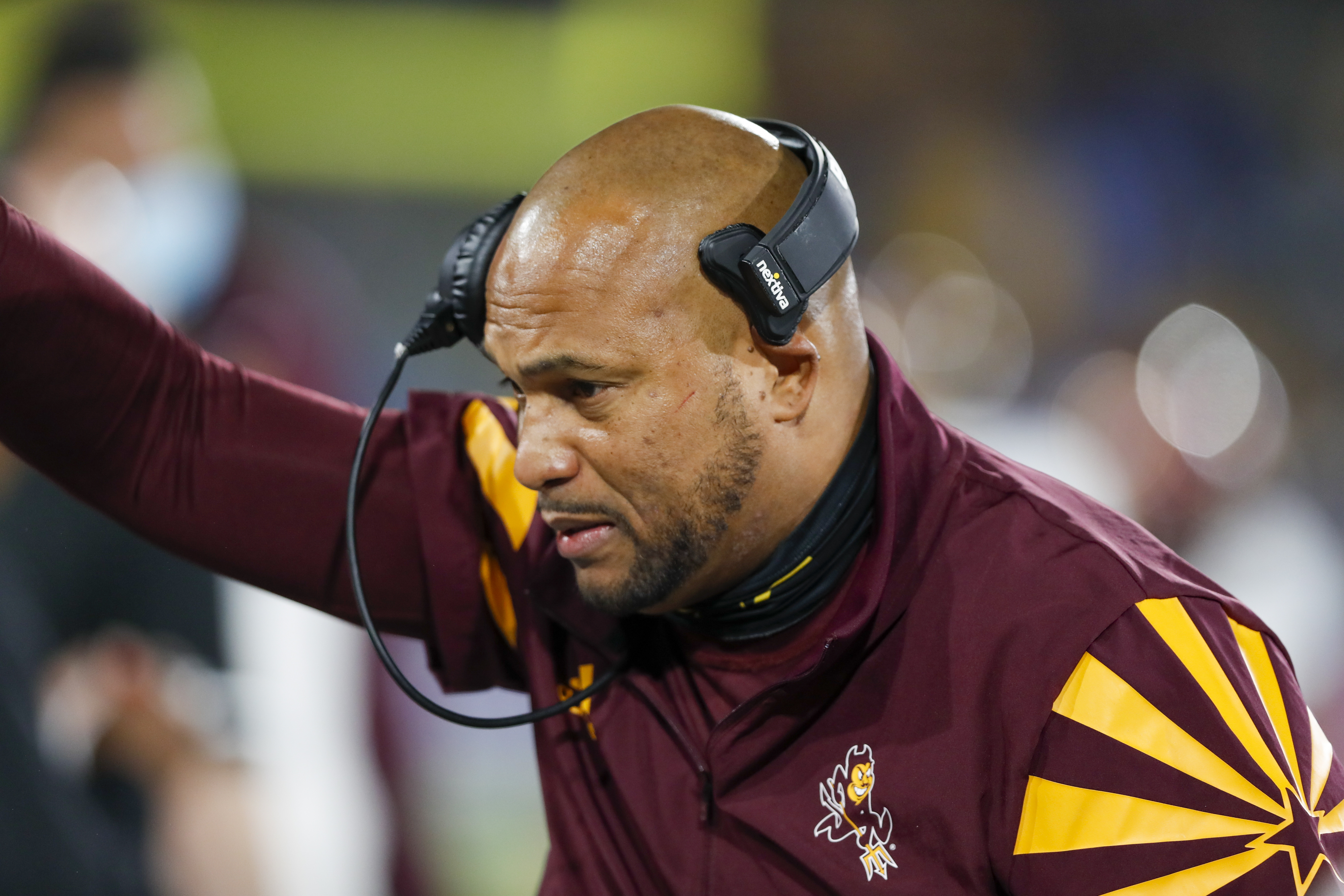 PASADENA, CA - OCTOBER 2: Arizona State Sun Devils Associate Head Coach/Defensive Coordinator/Recruiting Coordinator ANTONIO PIERCE during a college football game between the Arizona State Sun Devils and the UCLA Bruins on October 2, 2021, at the Rose Bowl in Pasadena, CA. (Photo by Jordon Kelly/Icon Sportswire via Getty Images)