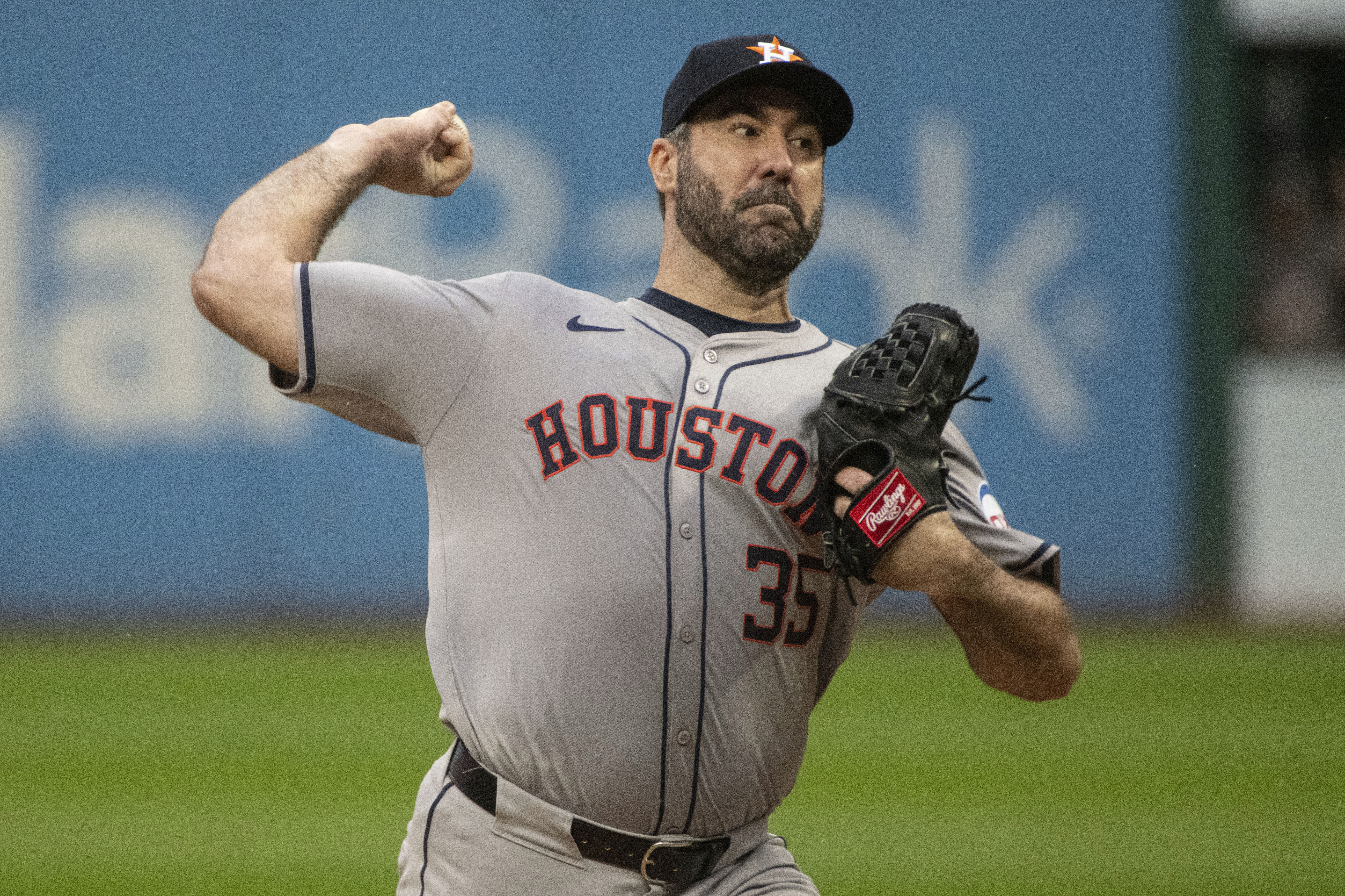 Houston Astros starting pitcher Justin Verlander delivers against the Cleveland Guardians during the first inning of a baseball game in Cleveland, Saturday, Sept. 28, 2024. (AP Photo/Phil Long)