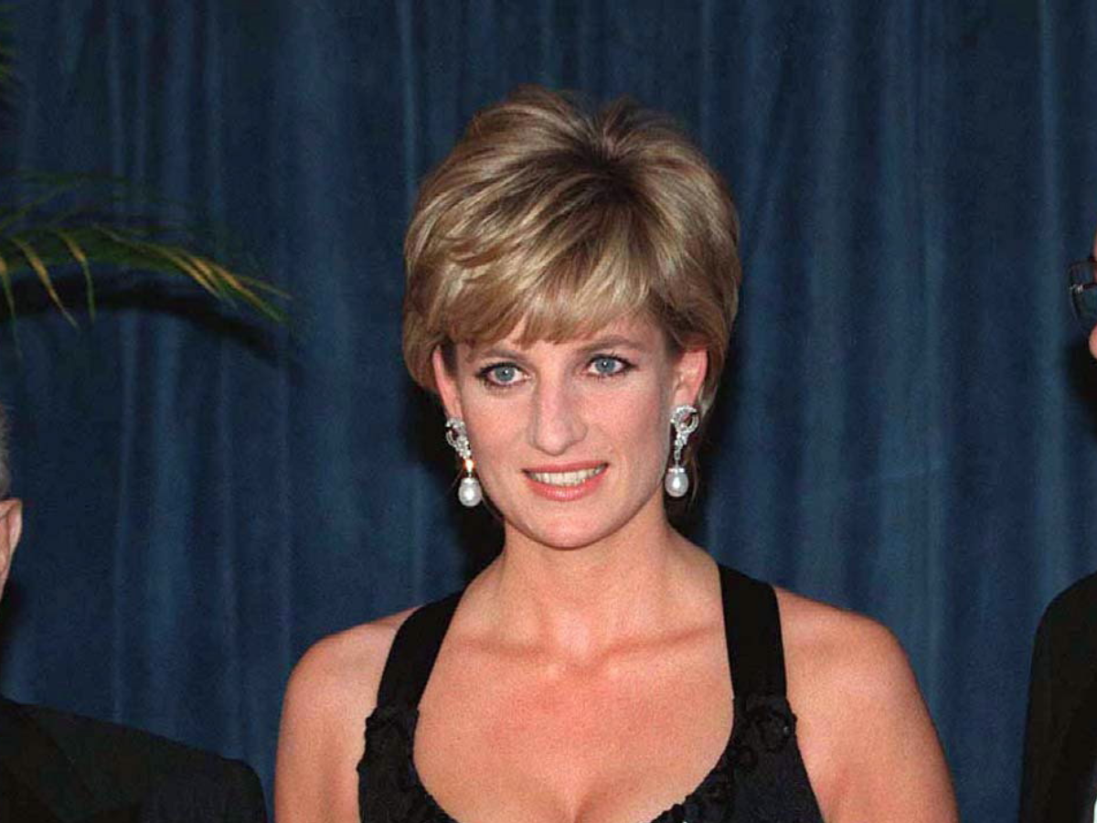 The sneakers Princess Diana used to wear are on sale at Amazon