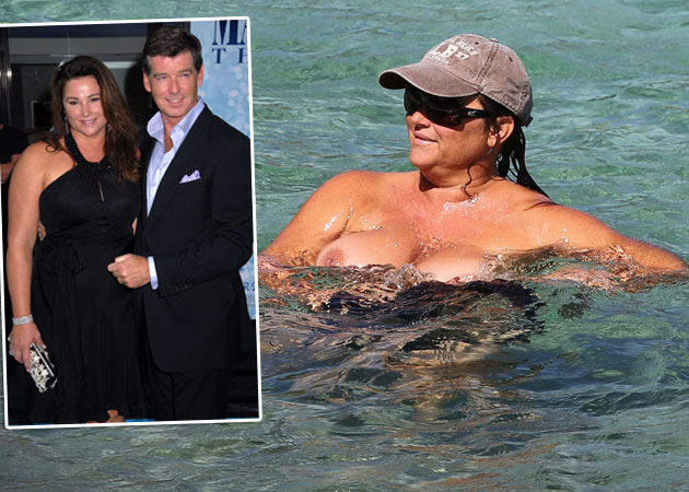 Keely Shaye Smith, die Ehefrau von Pierce Brosnan, badet oben ohne (Bilder:...