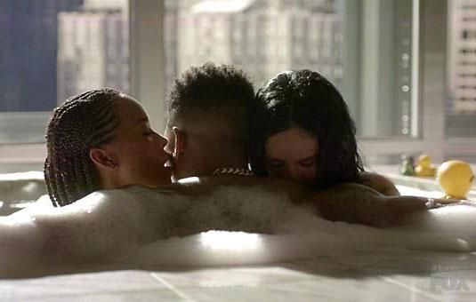 Lesbian In The Tub