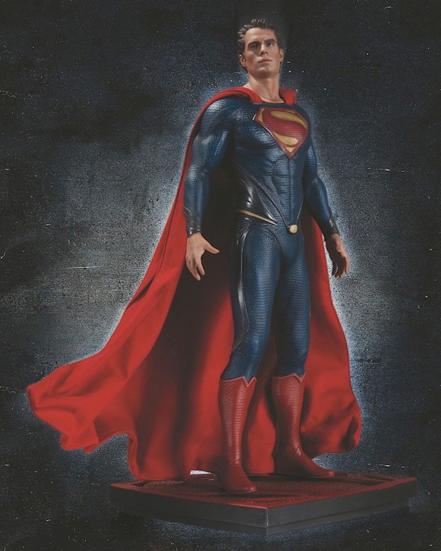 Man of Steel statue shows new Superman costume