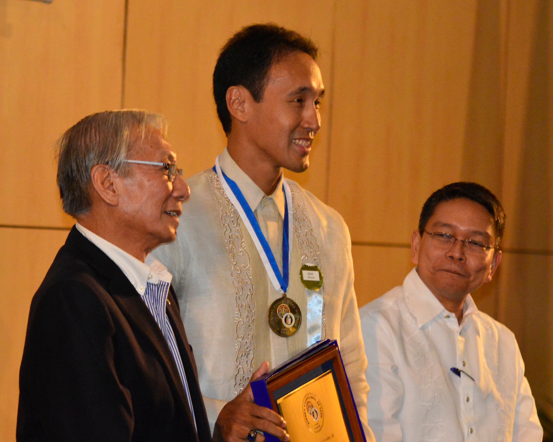 Racela, Jun and Eric Reyes, Francisco, inducted into Ateneo Sports Hall ...
