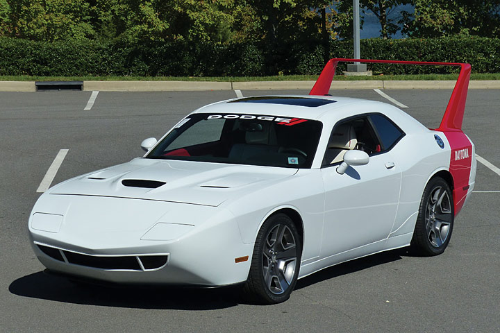 dodge challenger lifted