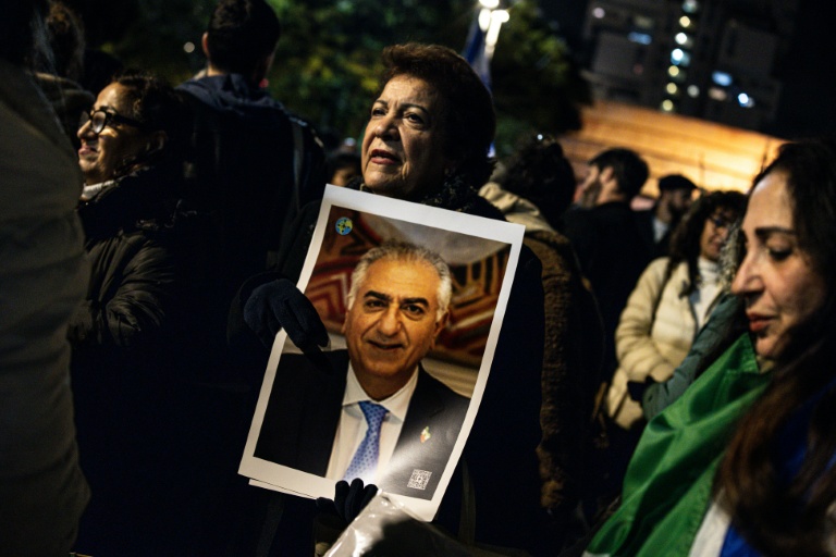 Israelis rally in support of Iranian protesters