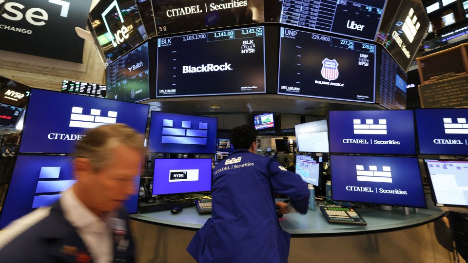 US stocks rally as Trump softens tone on Greenland, backs off tariff threat