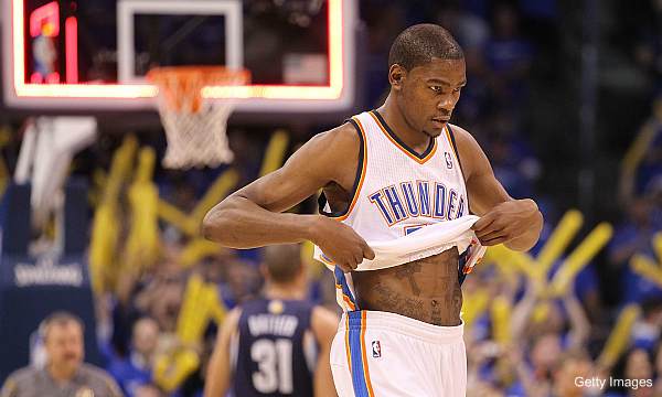 Kevin Durant's giant back tattoo is finished, may include misspelling -  Yahoo Sports